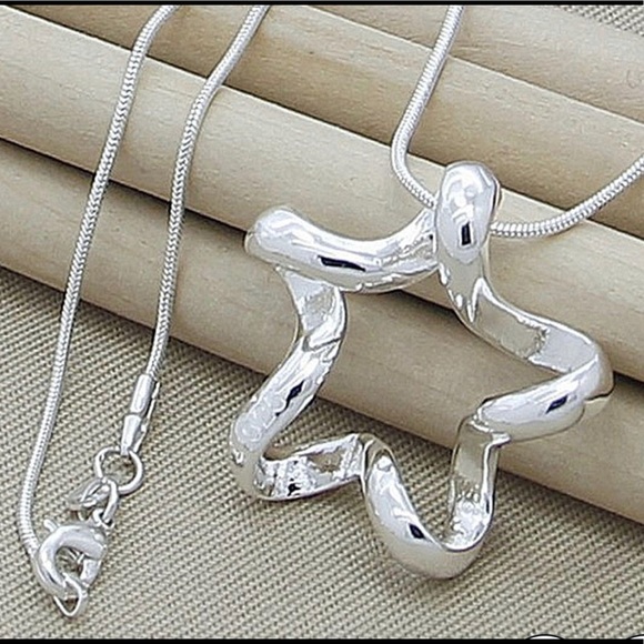 NEW!!! 925 Sterling Silver Starfish Necklace!!! - Picture 2 of 16